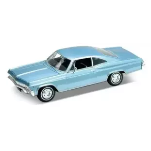 Miniatura - Chevrolet Impala 1965 - SS 396 - Escala 1/24 - Welly - Nex Models (California Toys)